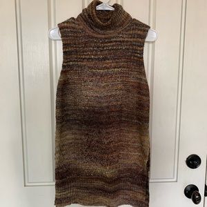Sleeveless turtleneck sweater